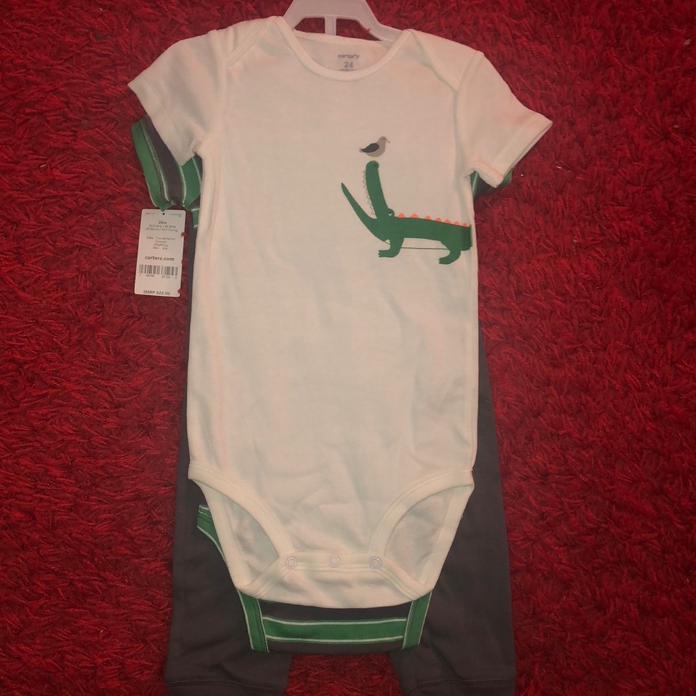 Carter’s Bodysuit Set